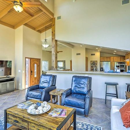 Bright Sedona Home With Deck And Mountain Views! Экстерьер фото