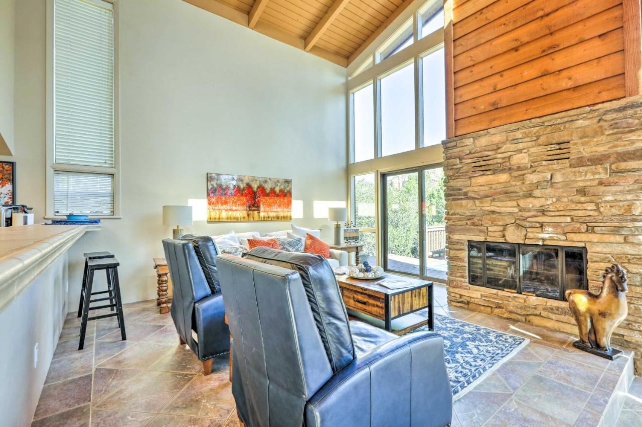 Bright Sedona Home With Deck And Mountain Views! Экстерьер фото